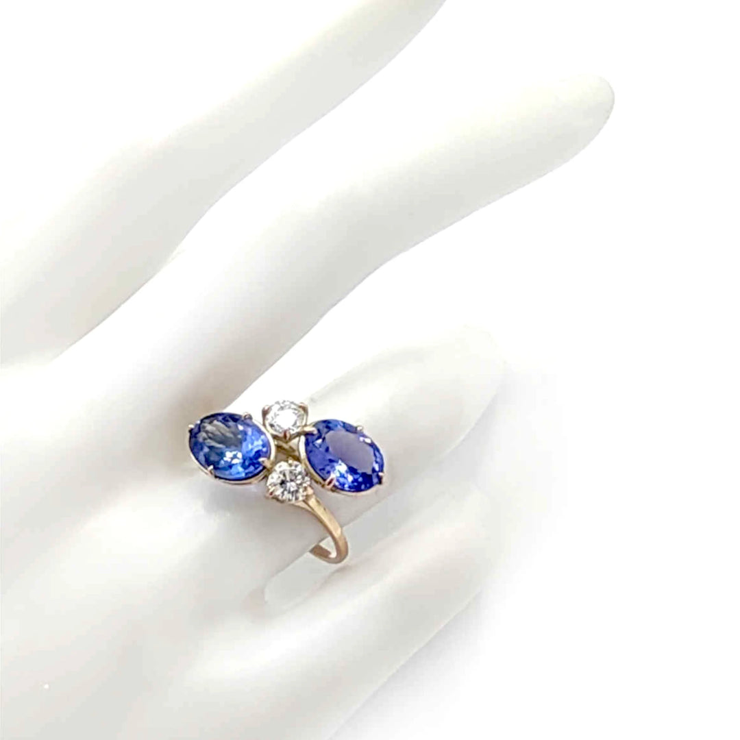 Tanzanite Solitaire Ring - 14kt Gold Handcrafted