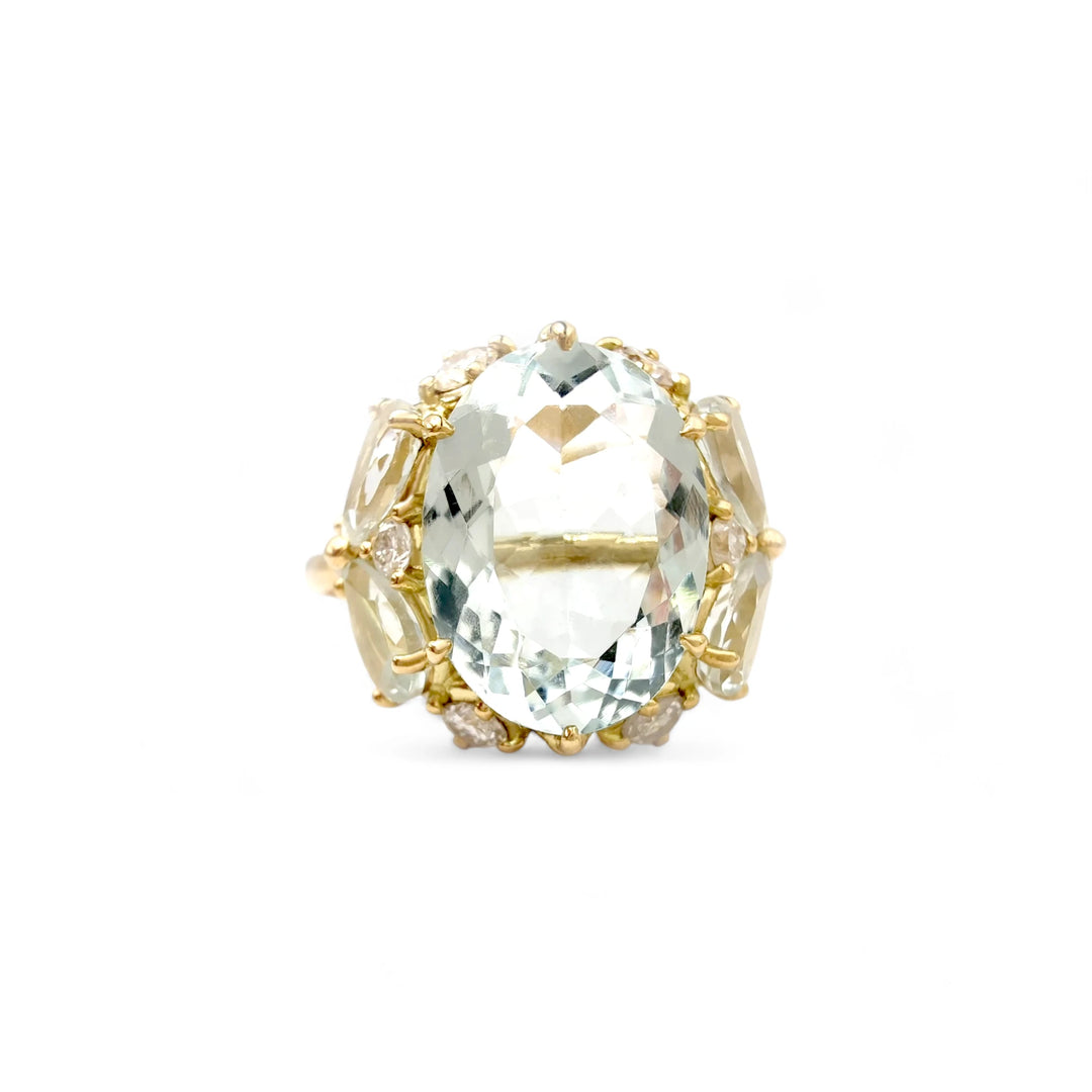 Exclusive Aquamarine and Diamond Ring in 18K Gold