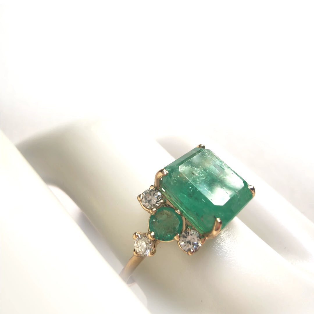 18K Gold Emerald and Diamond Ring for Women