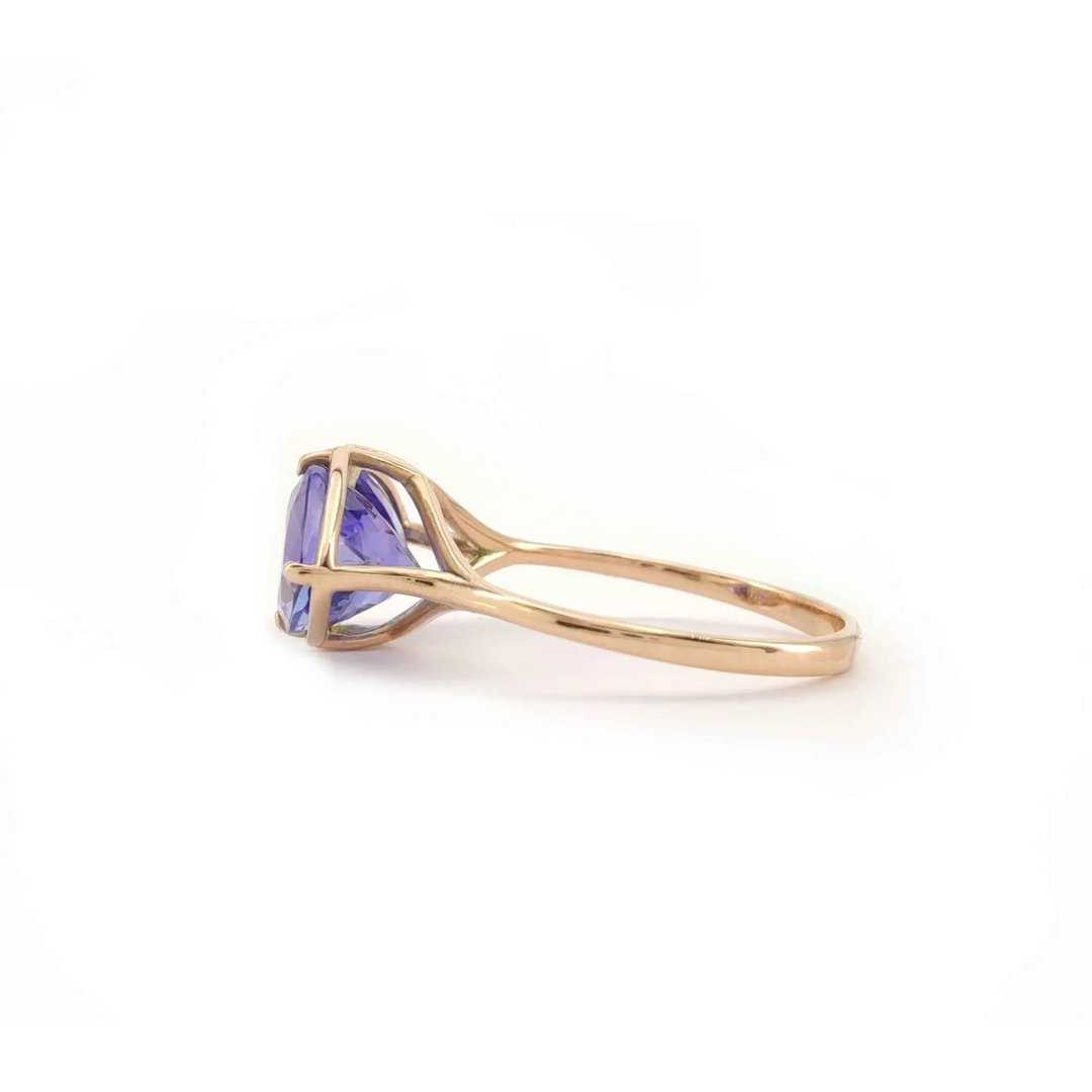 Minimalist Tanzanite 18K Gold Ring - Handcrafted