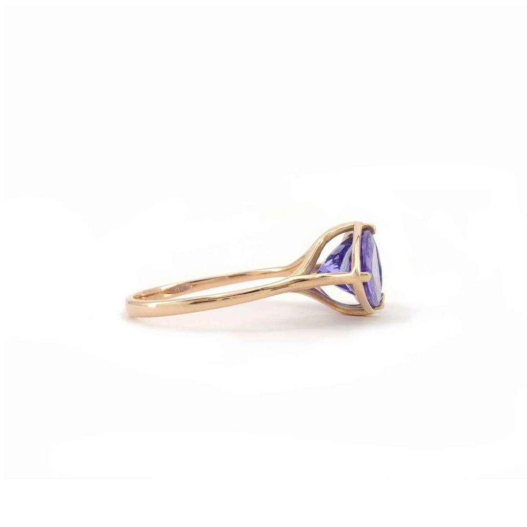 Minimalist Tanzanite 18K Gold Ring - Handcrafted