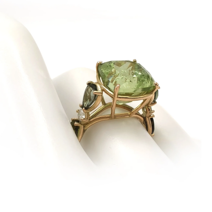 Handcrafted Green Tourmaline Diamond Ring in 14K Gold