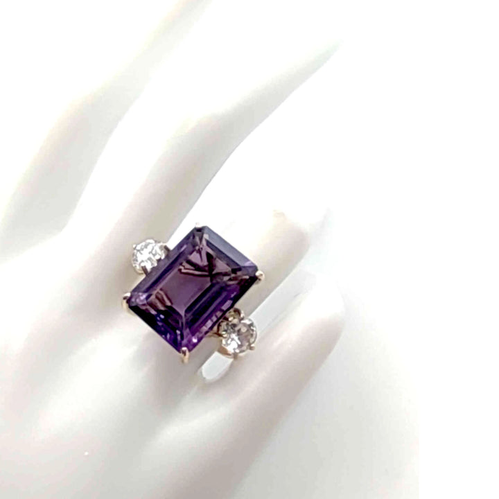 14k Gold Women’s Cocktail Ring, Three-Stone Amethyst -Diamonds