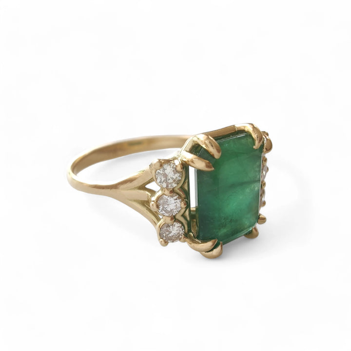 18K Solid Yellow Gold Women’s Ring with Emerald and Diamonds – Engagement or Cocktail Ring Gift