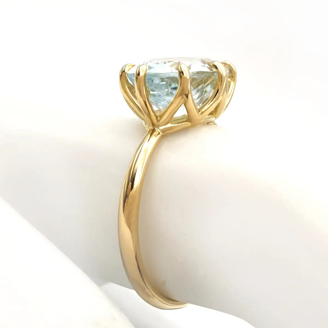 Exquisite Solitaire Handmade Aquamarine 18K Gold Ring