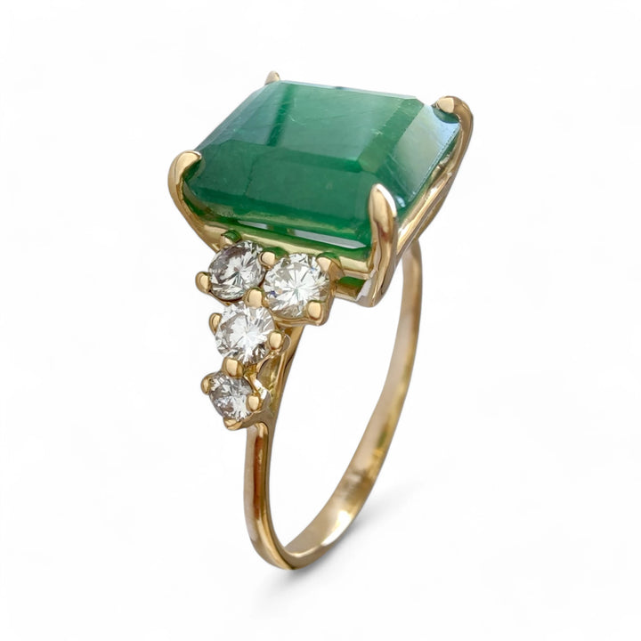 Handcrafted 18K Yellow Gold Emerald Diamond Ring – Perfect Gift for Women