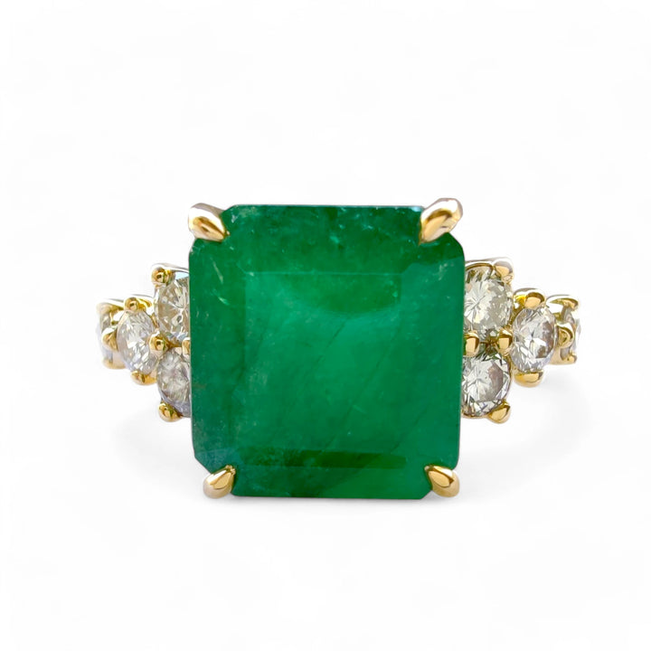 Handcrafted 18K Yellow Gold Emerald Diamond Ring – Perfect Gift for Women